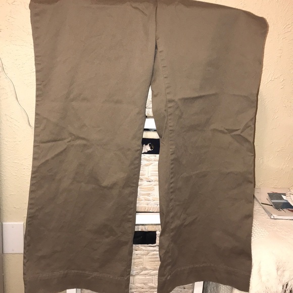 Woman’s size 16 petite Khakis pants BRAND NEW - Picture 3 of 5